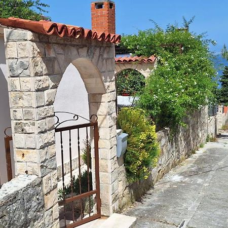 Villa Kuca Za Odmor Skalina - Sea View Splitska Exterior foto